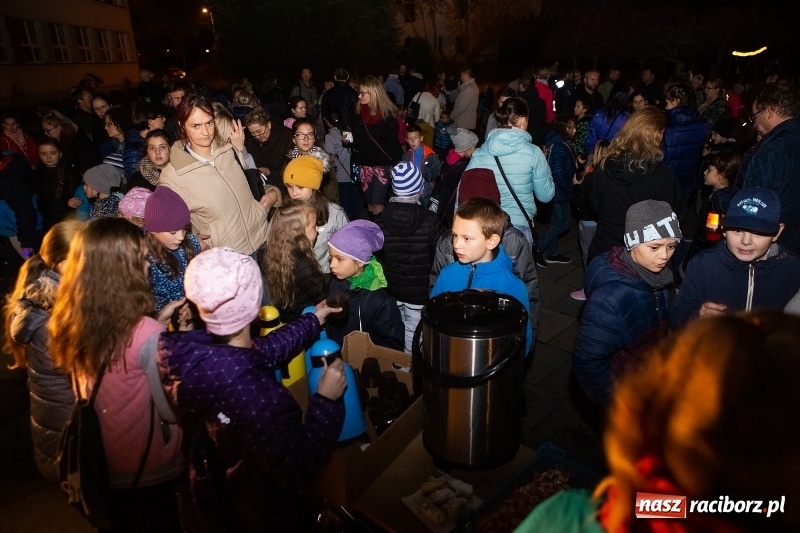 Zdjęcie w galerii na portalu naszraciborz.pl: Święty Marcin dotarł na Ostróg wiadomości z regionu