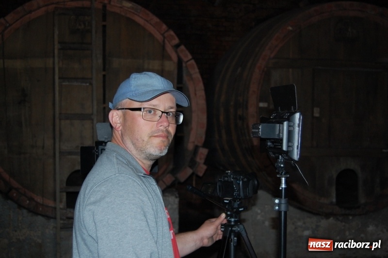Zdjęcie w galerii na portalu naszraciborz.pl: Winiarnia Przyszkowskiego - pełnometrażowy film dokumentalny Adriana Szczypińskiego i Wojciecha Mitręgi już on-line wiadomości z regionu
