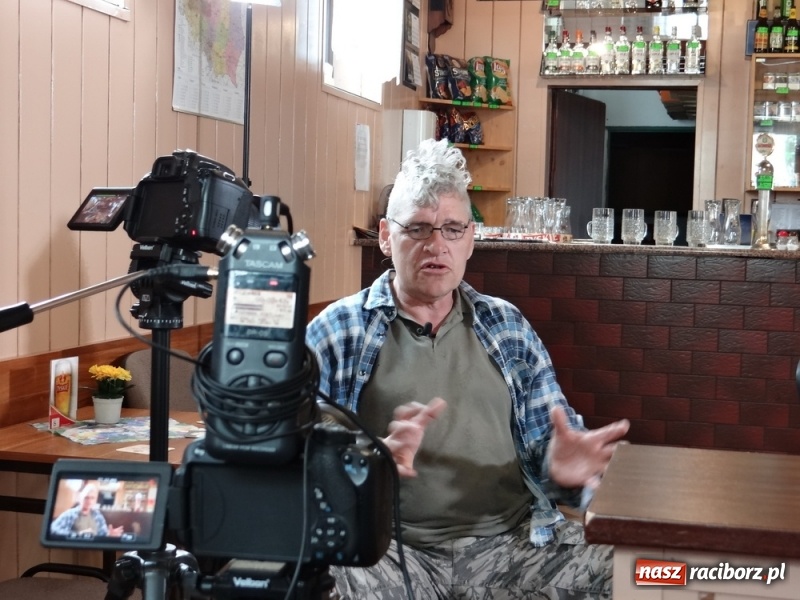 Zdjęcie w galerii na portalu naszraciborz.pl: Winiarnia Przyszkowskiego - pełnometrażowy film dokumentalny Adriana Szczypińskiego i Wojciecha Mitręgi już on-line wiadomości z regionu