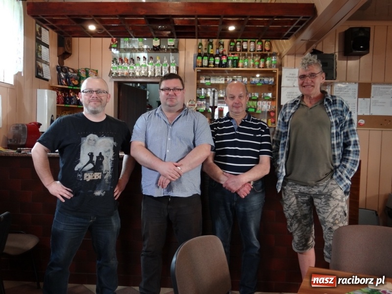 Zdjęcie w galerii na portalu naszraciborz.pl: Winiarnia Przyszkowskiego - pełnometrażowy film dokumentalny Adriana Szczypińskiego i Wojciecha Mitręgi już on-line wiadomości z regionu