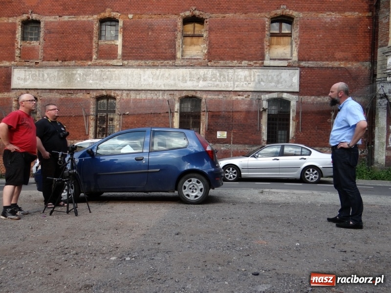 Zdjęcie w galerii na portalu naszraciborz.pl: Winiarnia Przyszkowskiego - pełnometrażowy film dokumentalny Adriana Szczypińskiego i Wojciecha Mitręgi już on-line wiadomości z regionu