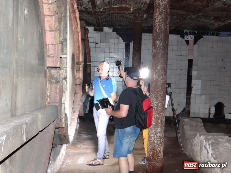 Zdjęcie w galerii na portalu naszraciborz.pl: Winiarnia Przyszkowskiego - pełnometrażowy film dokumentalny Adriana Szczypińskiego i Wojciecha Mitręgi już on-line wiadomości z regionu