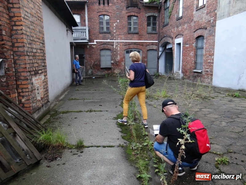 Zdjęcie w galerii na portalu naszraciborz.pl: Winiarnia Przyszkowskiego - pełnometrażowy film dokumentalny Adriana Szczypińskiego i Wojciecha Mitręgi już on-line wiadomości z regionu