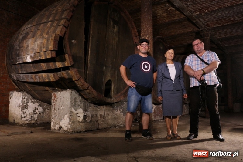 Zdjęcie w galerii na portalu naszraciborz.pl: Winiarnia Przyszkowskiego - pełnometrażowy film dokumentalny Adriana Szczypińskiego i Wojciecha Mitręgi już on-line wiadomości z regionu