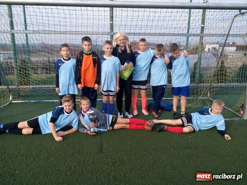 Zdjęcie w galerii na portalu naszraciborz.pl: Raciborska SP 15 najlepsza w finale powiatowym o Puchar Tymbarku wiadomości z regionu