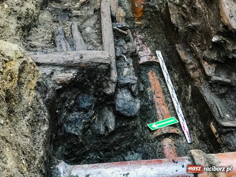 Zdjęcie w galerii na portalu naszraciborz.pl: Ulica Długa odkrywa swoje tajemnice  wiadomości z regionu