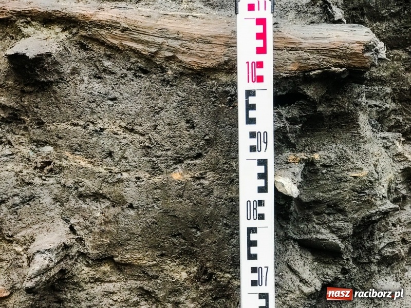 Zdjęcie w galerii na portalu naszraciborz.pl: Ulica Długa odkrywa swoje tajemnice  wiadomości z regionu