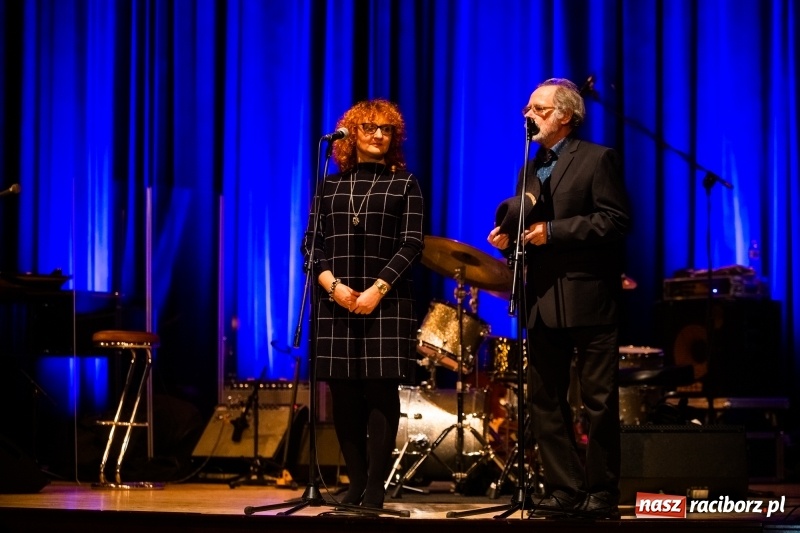 Zdjęcie w galerii na portalu naszraciborz.pl: John Scofield na deskach sceny Raciborskiego Centrum Kultury wiadomości z regionu