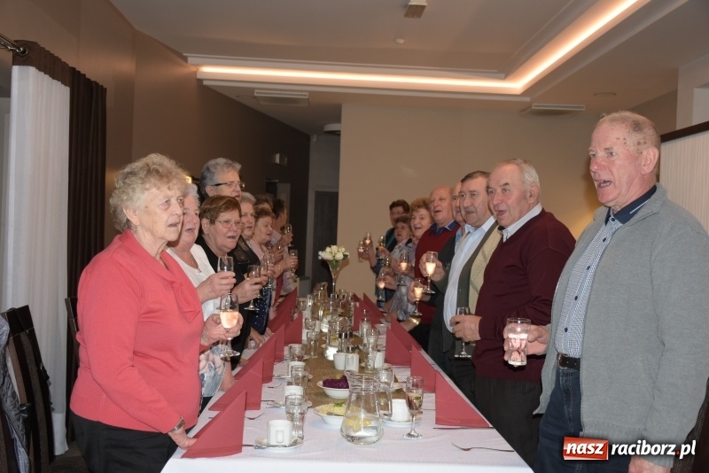 Zdjęcie w galerii na portalu naszraciborz.pl: W Krzyżanowicach świętowano Dzień Seniora wiadomości z regionu