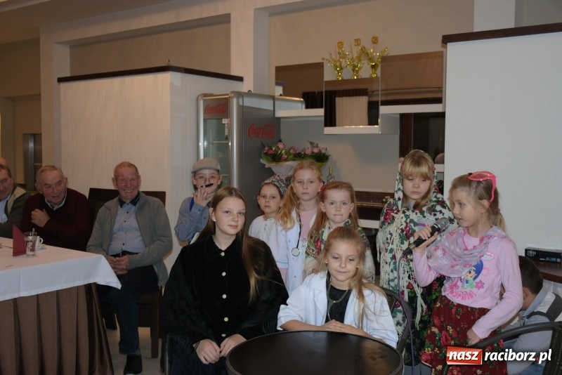 Zdjęcie w galerii na portalu naszraciborz.pl: W Krzyżanowicach świętowano Dzień Seniora wiadomości z regionu