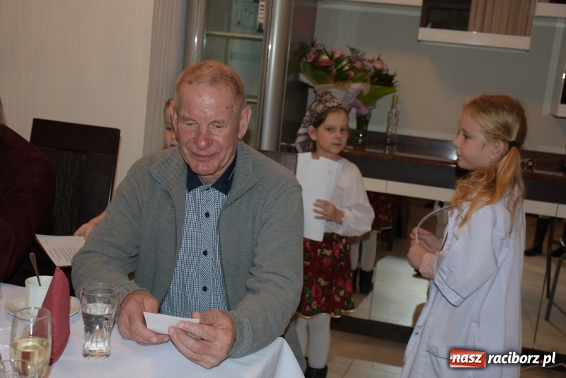 Zdjęcie w galerii na portalu naszraciborz.pl: W Krzyżanowicach świętowano Dzień Seniora wiadomości z regionu