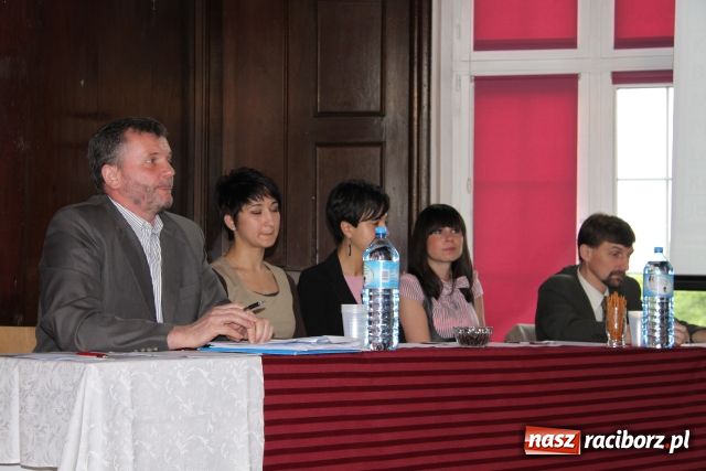 Zdjęcie w galerii na portalu naszraciborz.pl: Solenizant wygrał konkurs z WOS-u wiadomości z regionu