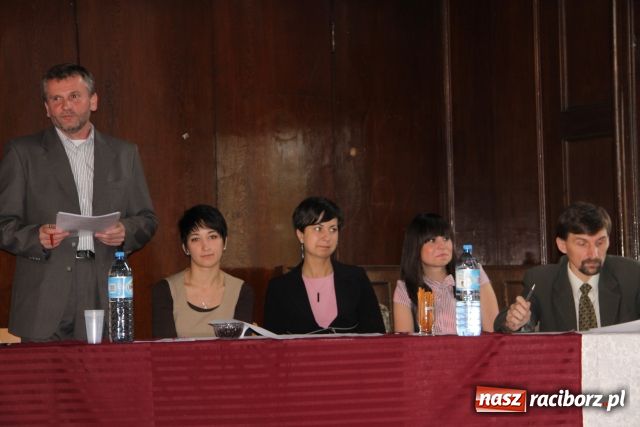 Zdjęcie w galerii na portalu naszraciborz.pl: Solenizant wygrał konkurs z WOS-u wiadomości z regionu