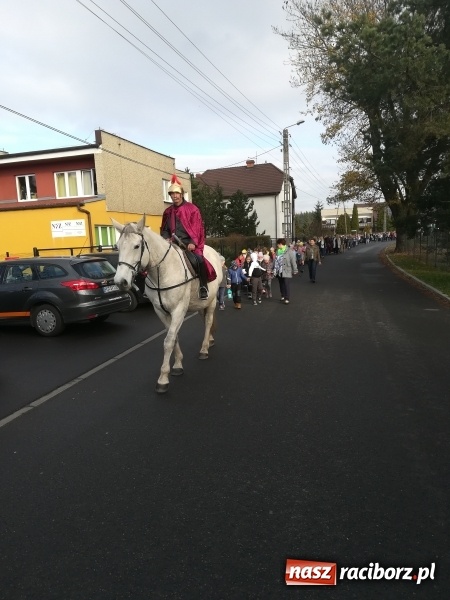 Zdjęcie w galerii na portalu naszraciborz.pl: Dzień Świętego Marcina w Szkole Podstawowej w Nędzy wiadomości z regionu