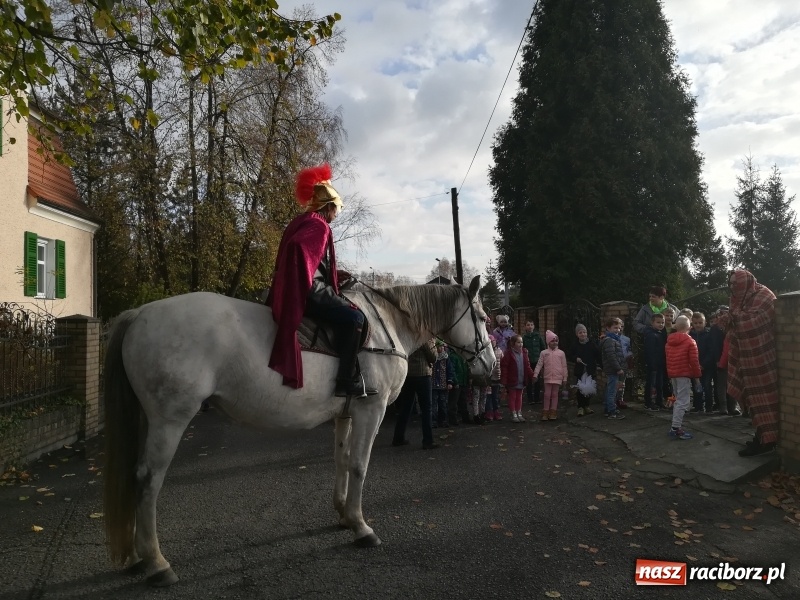 Zdjęcie w galerii na portalu naszraciborz.pl: Dzień Świętego Marcina w Szkole Podstawowej w Nędzy wiadomości z regionu