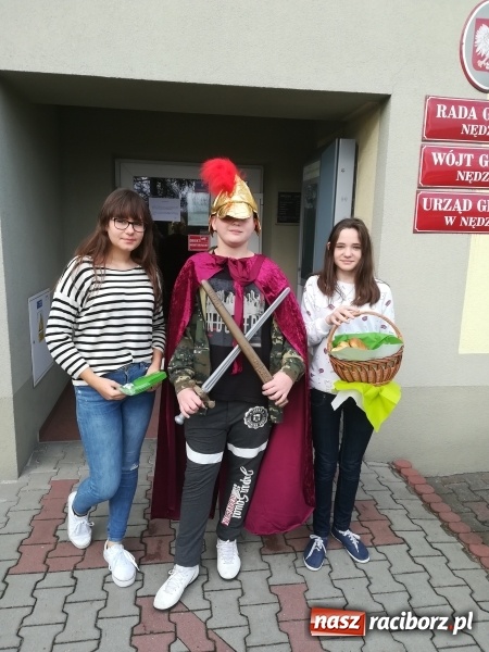 Zdjęcie w galerii na portalu naszraciborz.pl: Dzień Świętego Marcina w Szkole Podstawowej w Nędzy wiadomości z regionu