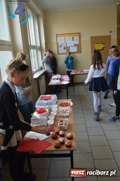 Zdjęcie w galerii na portalu naszraciborz.pl: Czwórka razem dla Niepodległej wiadomości z regionu