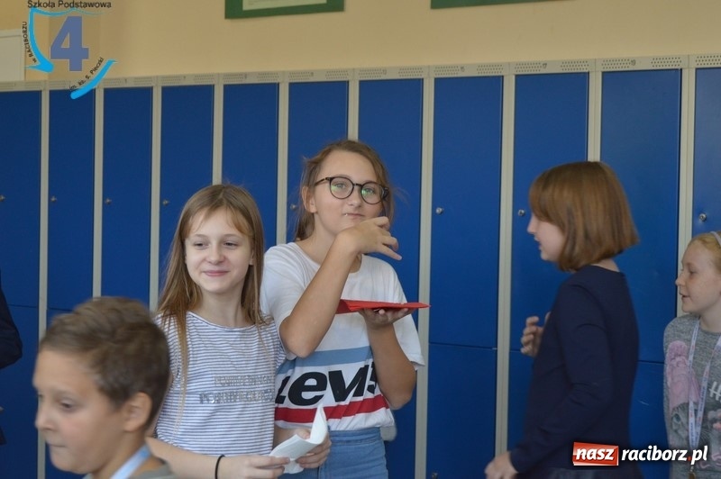 Zdjęcie w galerii na portalu naszraciborz.pl: Czwórka razem dla Niepodległej wiadomości z regionu