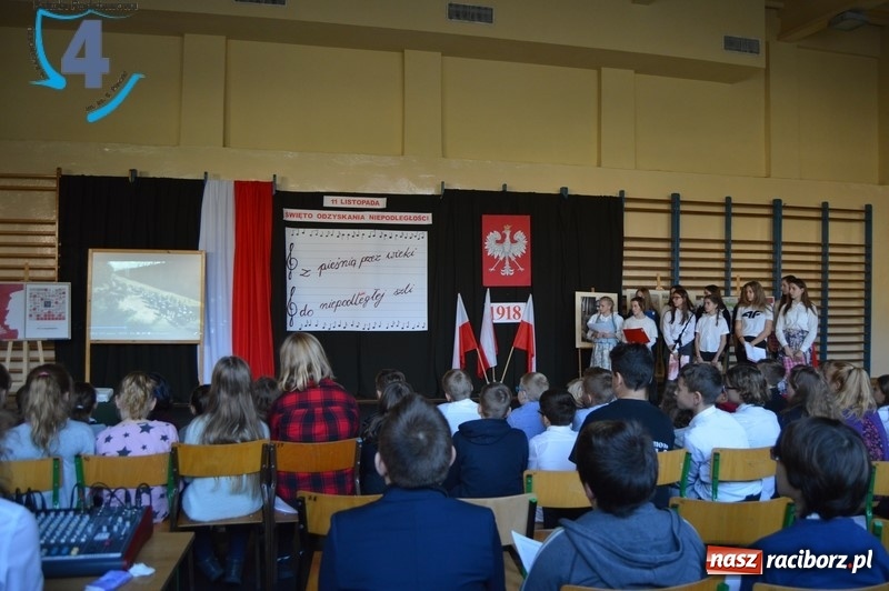 Zdjęcie w galerii na portalu naszraciborz.pl: Czwórka razem dla Niepodległej wiadomości z regionu