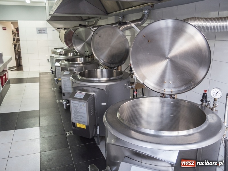 Zdjęcie w galerii na portalu naszraciborz.pl: Gdzie kucharek sześć... Tam smacznie i zdrowo! wiadomości z regionu