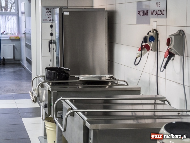 Zdjęcie w galerii na portalu naszraciborz.pl: Gdzie kucharek sześć... Tam smacznie i zdrowo! wiadomości z regionu