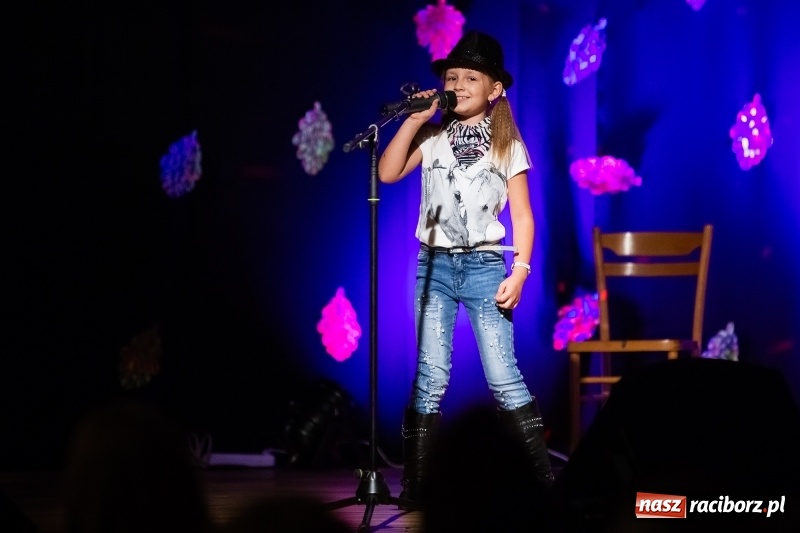 Zdjęcie w galerii na portalu naszraciborz.pl: Na jesienną nutę w Młodzieżowym Domu Kultury wiadomości z regionu