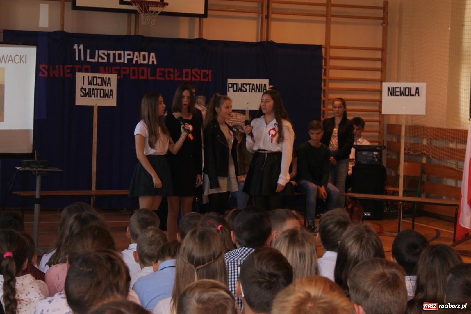 Zdjęcie w galerii na portalu naszraciborz.pl: Święto Niepodległości i dzień świętego Marcina w ZSP 3 na Płoni wiadomości z regionu