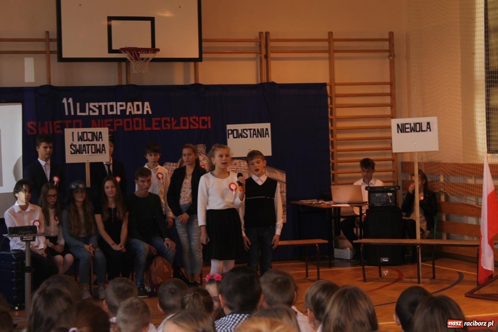 Zdjęcie w galerii na portalu naszraciborz.pl: Święto Niepodległości i dzień świętego Marcina w ZSP 3 na Płoni wiadomości z regionu