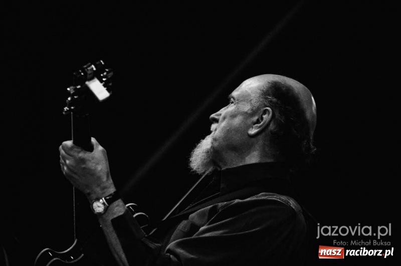 Zdjęcie w galerii na portalu naszraciborz.pl: Festiwal PalmJazz wystartował. John Scofield zagrał w RCK wiadomości z regionu