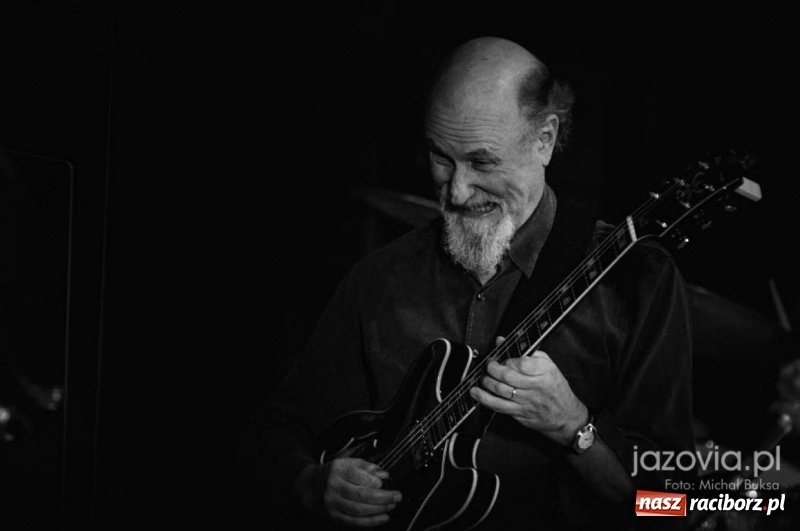 Zdjęcie w galerii na portalu naszraciborz.pl: Festiwal PalmJazz wystartował. John Scofield zagrał w RCK wiadomości z regionu