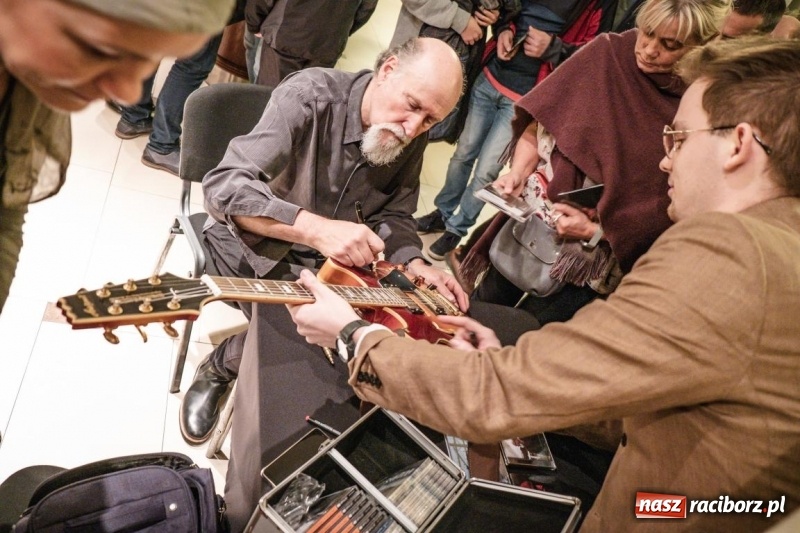 Zdjęcie w galerii na portalu naszraciborz.pl: Festiwal PalmJazz wystartował. John Scofield zagrał w RCK wiadomości z regionu