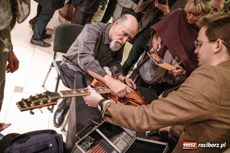 Zdjęcie w galerii na portalu naszraciborz.pl: Festiwal PalmJazz wystartował. John Scofield zagrał w RCK wiadomości z regionu