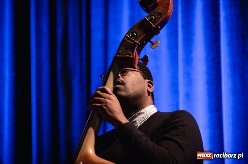 Zdjęcie w galerii na portalu naszraciborz.pl: Festiwal PalmJazz wystartował. John Scofield zagrał w RCK wiadomości z regionu