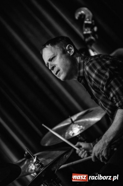 Zdjęcie w galerii na portalu naszraciborz.pl: Festiwal PalmJazz wystartował. John Scofield zagrał w RCK wiadomości z regionu