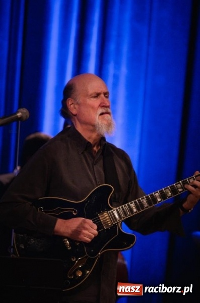 Zdjęcie w galerii na portalu naszraciborz.pl: Festiwal PalmJazz wystartował. John Scofield zagrał w RCK wiadomości z regionu
