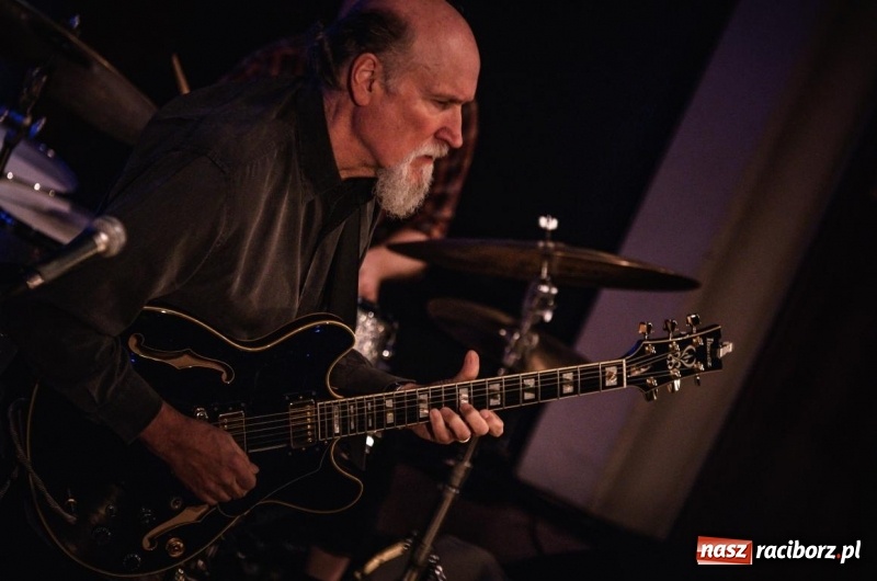 Zdjęcie w galerii na portalu naszraciborz.pl: Festiwal PalmJazz wystartował. John Scofield zagrał w RCK wiadomości z regionu