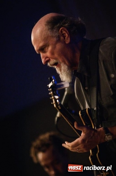 Zdjęcie w galerii na portalu naszraciborz.pl: Festiwal PalmJazz wystartował. John Scofield zagrał w RCK wiadomości z regionu
