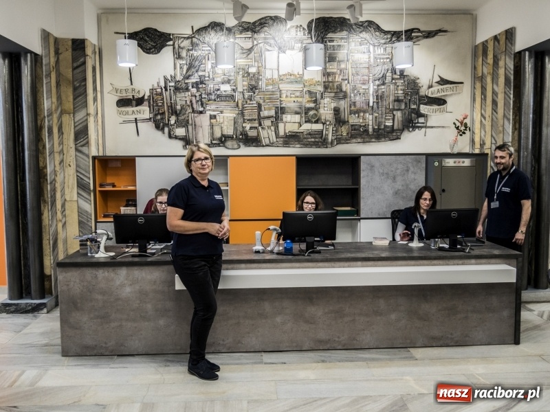 Zdjęcie w galerii na portalu naszraciborz.pl: Raciborska biblioteka wznawia działalność po remoncie. Przygotowano wiele atrakcji wiadomości z regionu