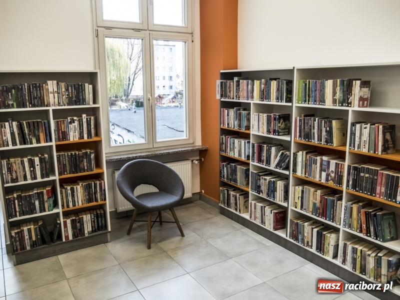Zdjęcie w galerii na portalu naszraciborz.pl: Raciborska biblioteka wznawia działalność po remoncie. Przygotowano wiele atrakcji wiadomości z regionu