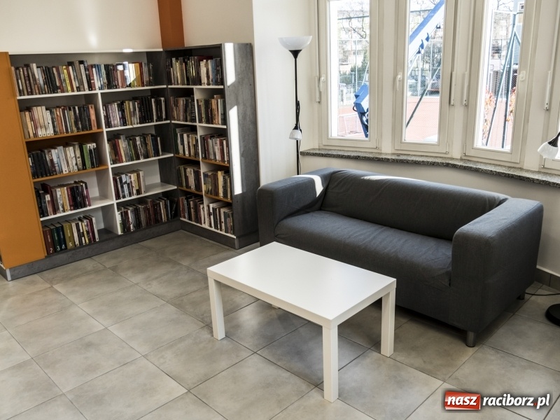 Zdjęcie w galerii na portalu naszraciborz.pl: Raciborska biblioteka wznawia działalność po remoncie. Przygotowano wiele atrakcji wiadomości z regionu