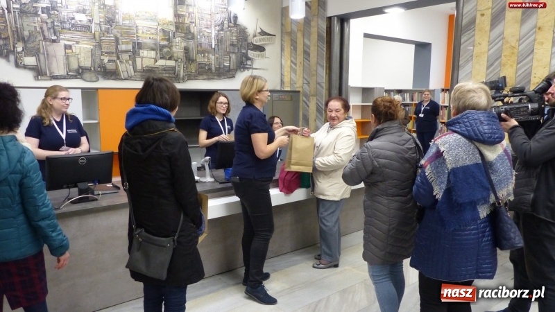 Zdjęcie w galerii na portalu naszraciborz.pl: Raciborska biblioteka wznawia działalność po remoncie. Przygotowano wiele atrakcji wiadomości z regionu