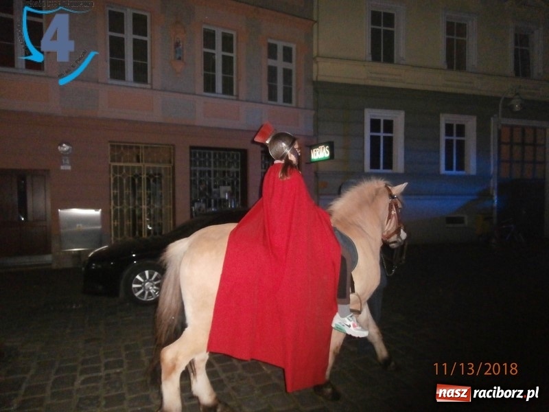 Zdjęcie w galerii na portalu naszraciborz.pl: Orszak św. Marcina w centrum Raciborza  wiadomości z regionu
