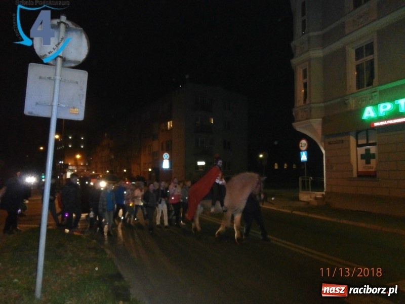 Zdjęcie w galerii na portalu naszraciborz.pl: Orszak św. Marcina w centrum Raciborza  wiadomości z regionu