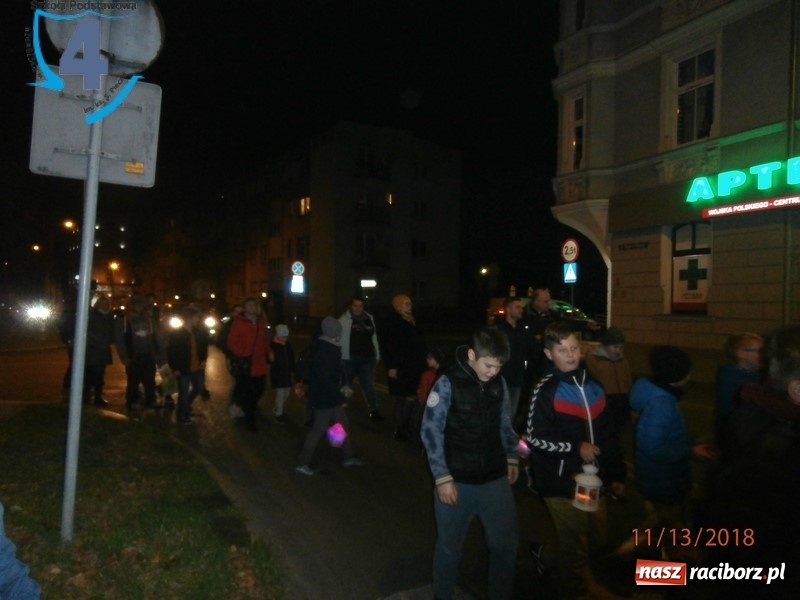 Zdjęcie w galerii na portalu naszraciborz.pl: Orszak św. Marcina w centrum Raciborza  wiadomości z regionu