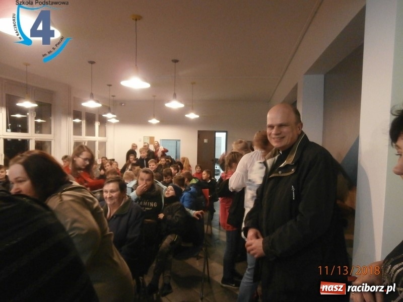 Zdjęcie w galerii na portalu naszraciborz.pl: Orszak św. Marcina w centrum Raciborza  wiadomości z regionu