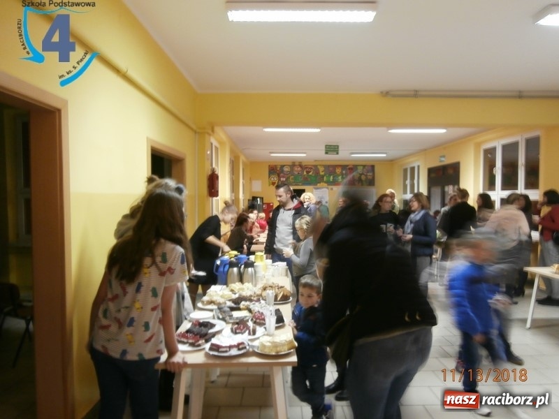 Zdjęcie w galerii na portalu naszraciborz.pl: Orszak św. Marcina w centrum Raciborza  wiadomości z regionu