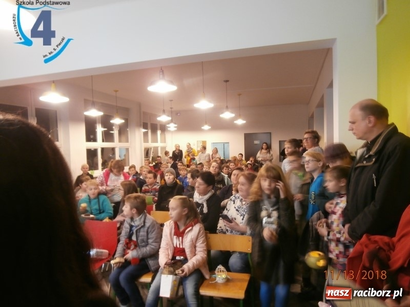 Zdjęcie w galerii na portalu naszraciborz.pl: Orszak św. Marcina w centrum Raciborza  wiadomości z regionu