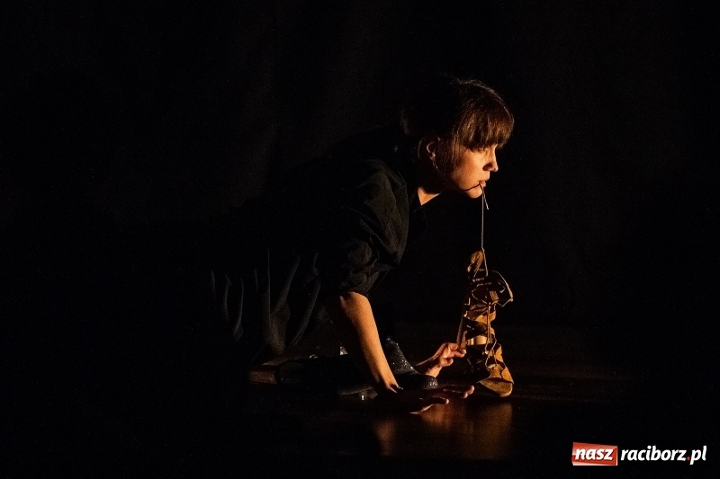 Zdjęcie w galerii na portalu naszraciborz.pl: Wieczór z Teatrem na Zamku Piastowskim wiadomości z regionu