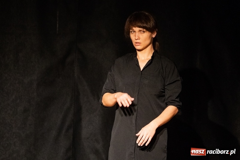 Zdjęcie w galerii na portalu naszraciborz.pl: Wieczór z Teatrem na Zamku Piastowskim wiadomości z regionu