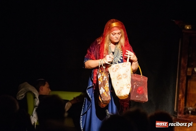 Zdjęcie w galerii na portalu naszraciborz.pl: Wieczór z Teatrem na Zamku Piastowskim wiadomości z regionu